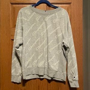 Champion size large crewneck